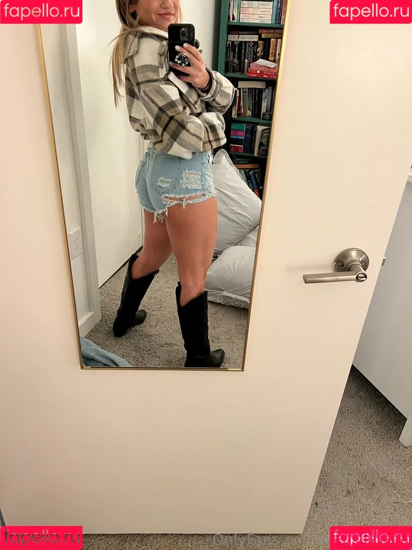 tara_st_james / tarastjames Onlyfans Photo Gallery 