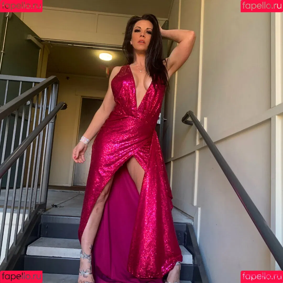 Mickie James / michelejames / themickiejames Onlyfans Photo Gallery 