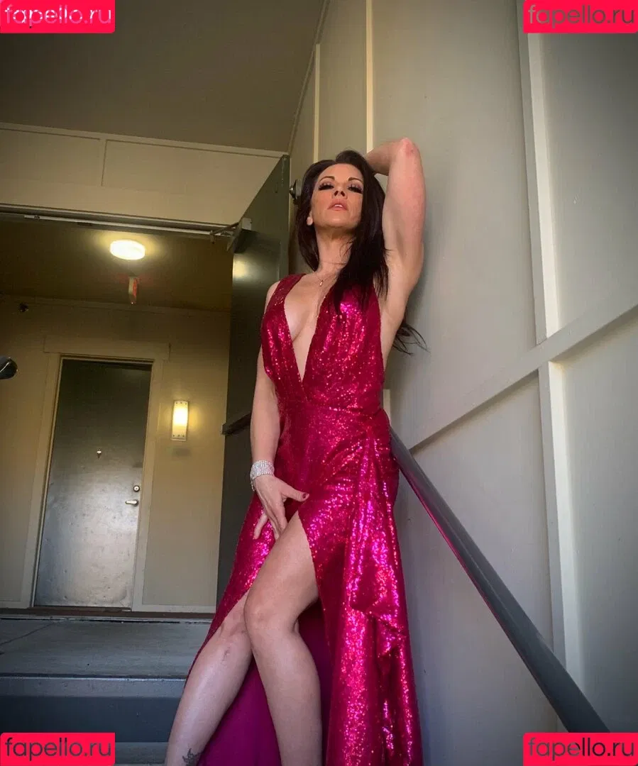 Mickie James / michelejames / themickiejames Onlyfans Photo Gallery 