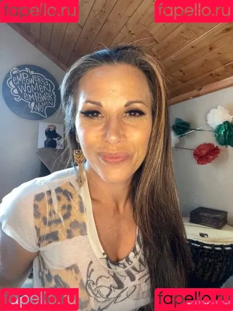 Mickie James / michelejames / themickiejames Onlyfans Photo Gallery 