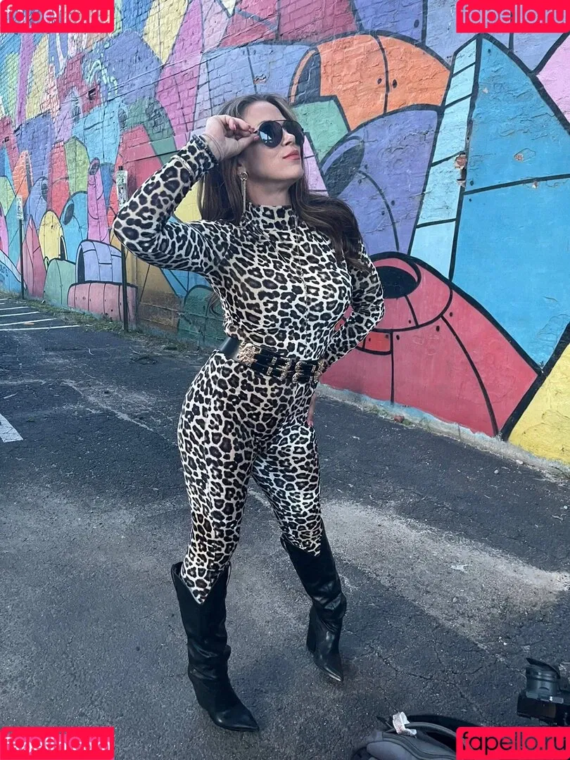 Mickie James / michelejames / themickiejames Onlyfans Photo Gallery 