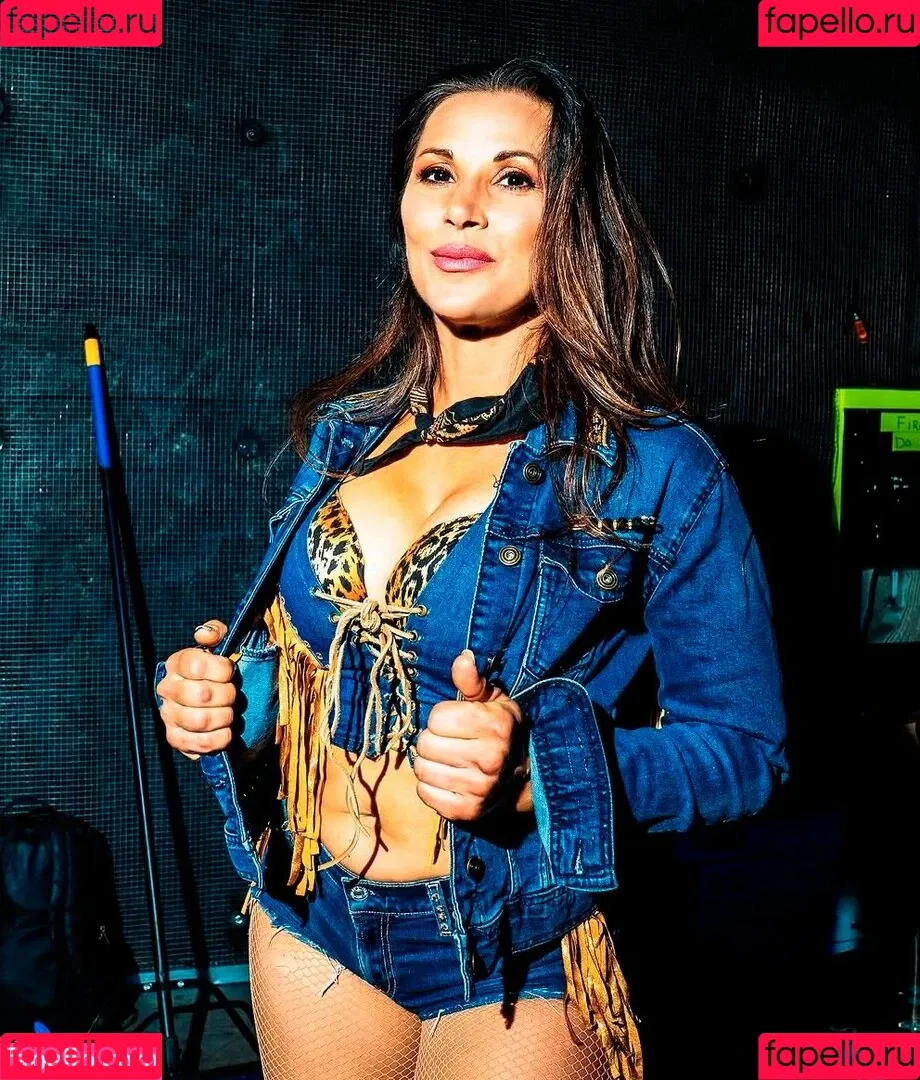 Mickie James / michelejames / themickiejames Onlyfans Photo Gallery 
