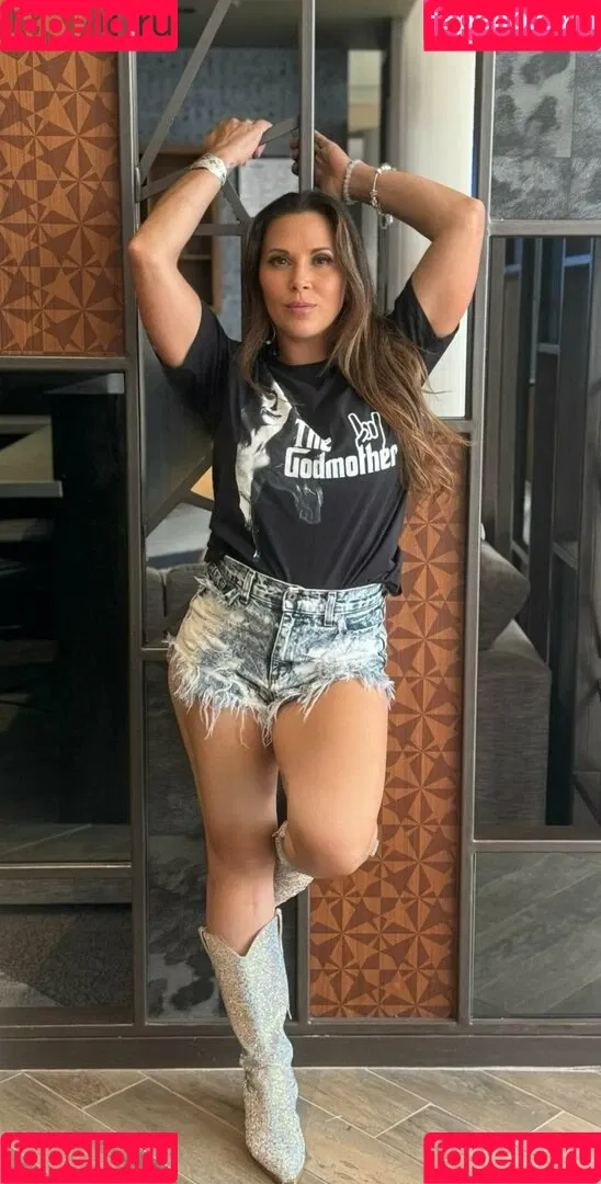 Mickie James / michelejames / themickiejames Onlyfans Photo Gallery 