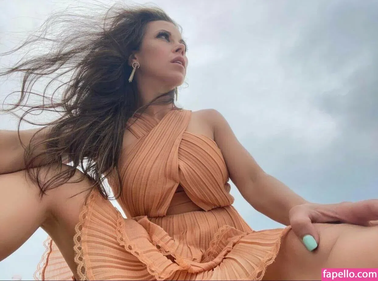 Mickie James / michelejames / themickiejames Onlyfans Photo Gallery 