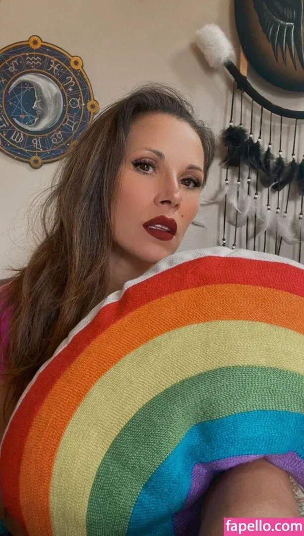 Mickie James / michelejames / themickiejames Onlyfans Photo Gallery 