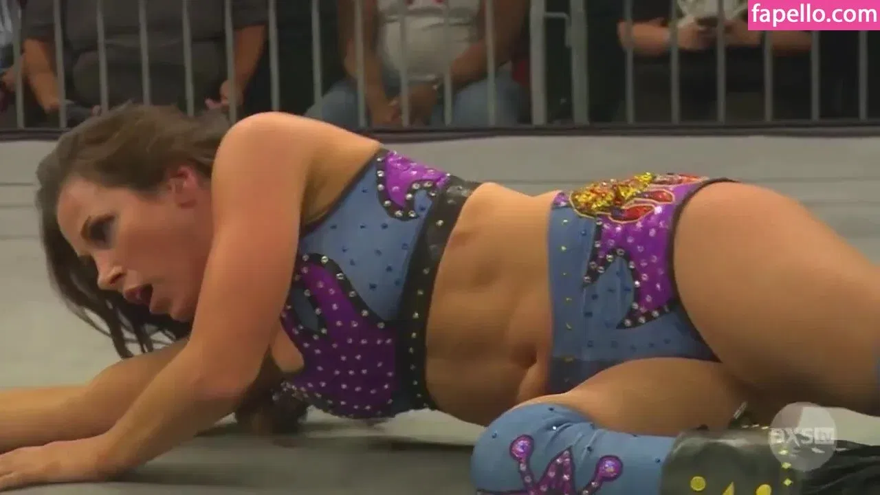 Mickie James / michelejames / themickiejames Onlyfans Photo Gallery 