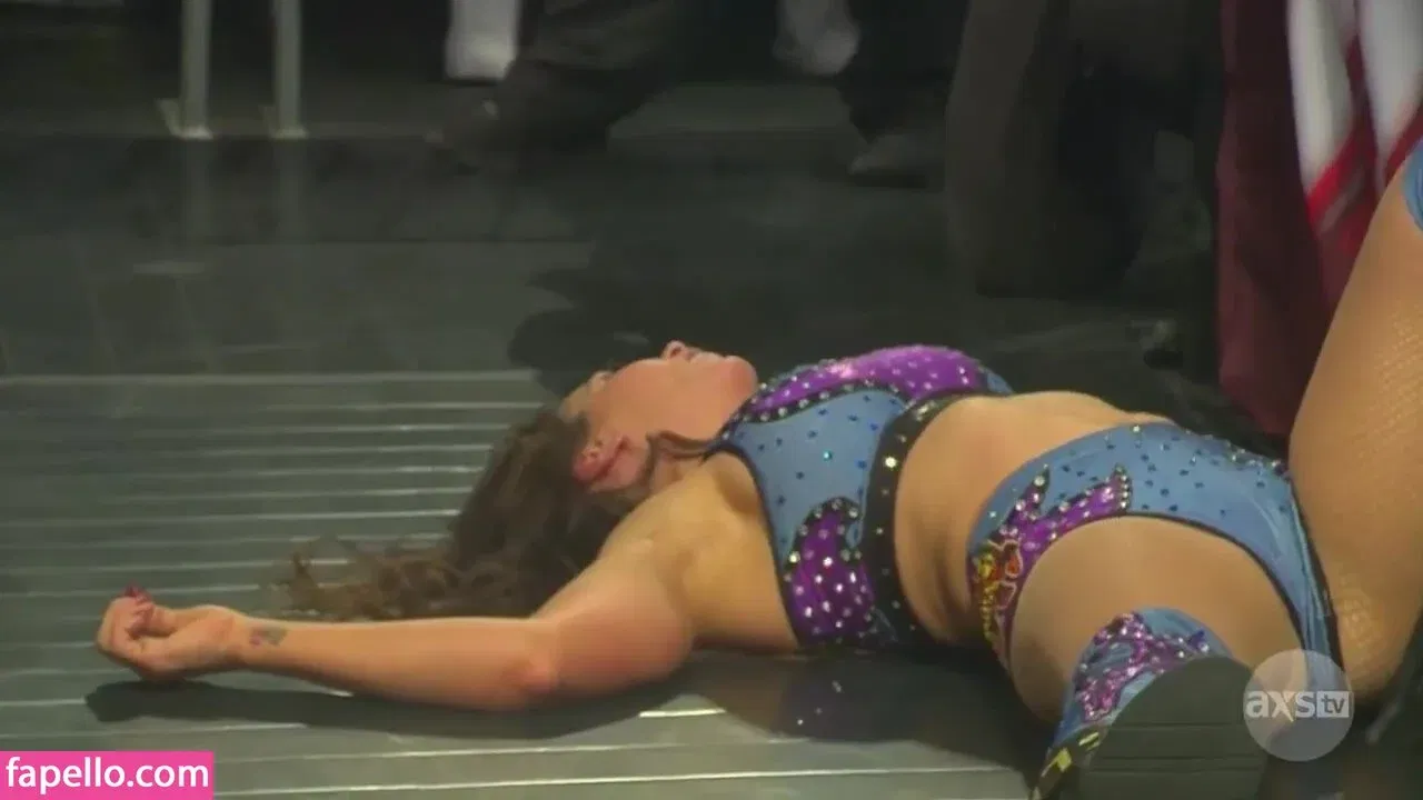 Mickie James / michelejames / themickiejames Onlyfans Photo Gallery 