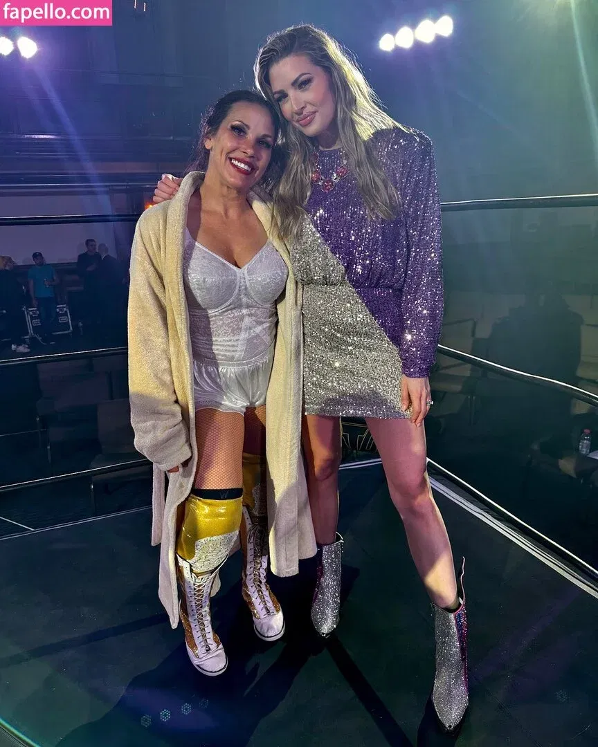 Mickie James / michelejames / themickiejames Onlyfans Photo Gallery 