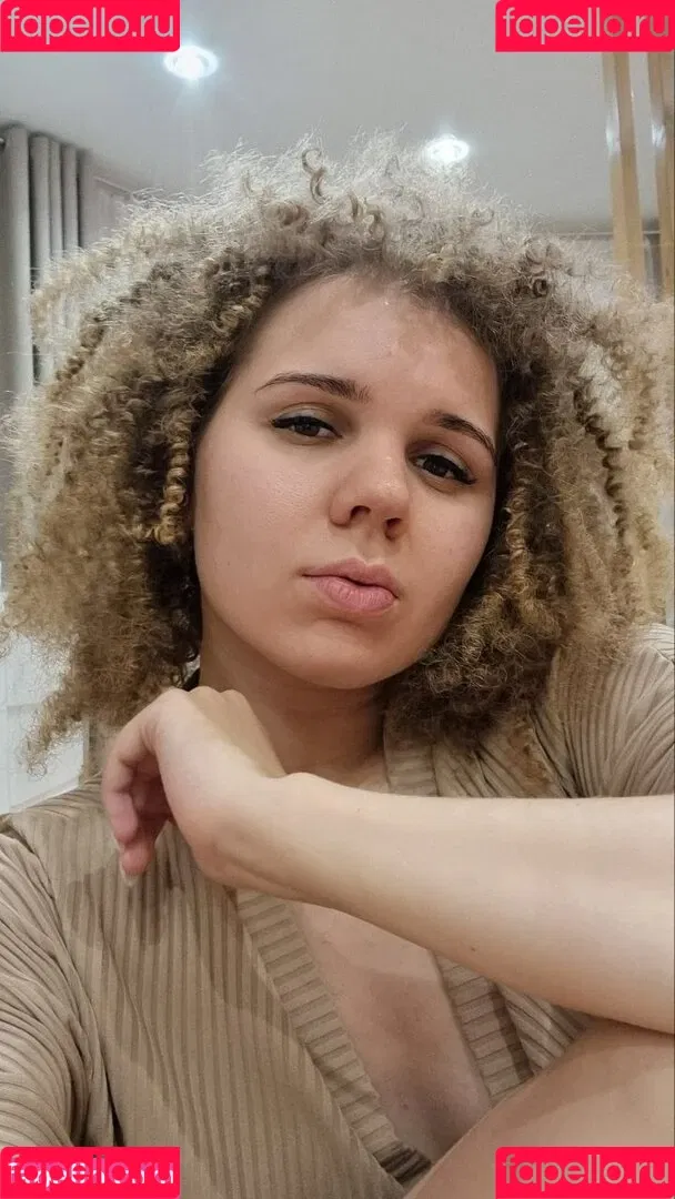 Julia Kul / JuliaKul_Official / juliakul Onlyfans Photo Gallery 