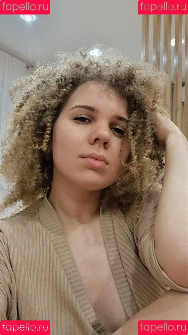 Julia Kul / JuliaKul_Official / juliakul Onlyfans Photo Gallery 