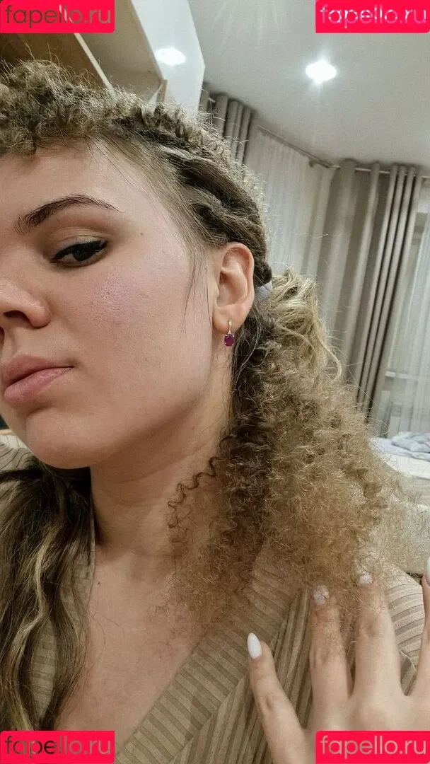 Julia Kul / JuliaKul_Official / juliakul Onlyfans Photo Gallery 