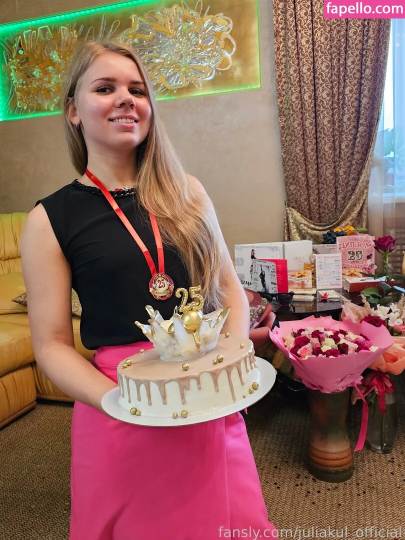 Julia Kul / JuliaKul_Official / juliakul Onlyfans Photo Gallery 