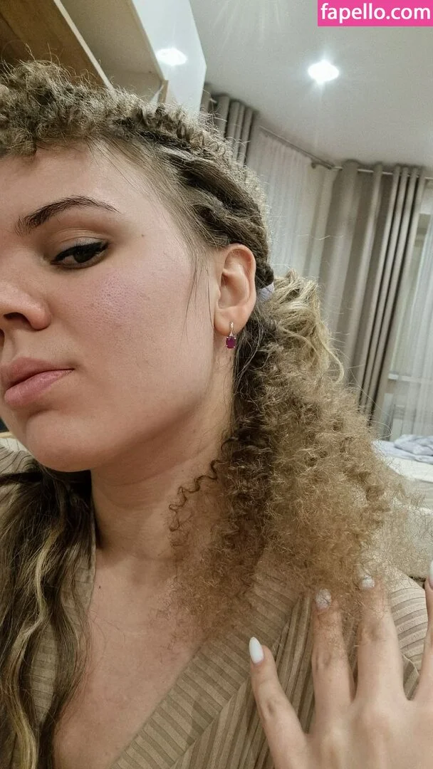 Julia Kul / JuliaKul_Official / juliakul Onlyfans Photo Gallery 