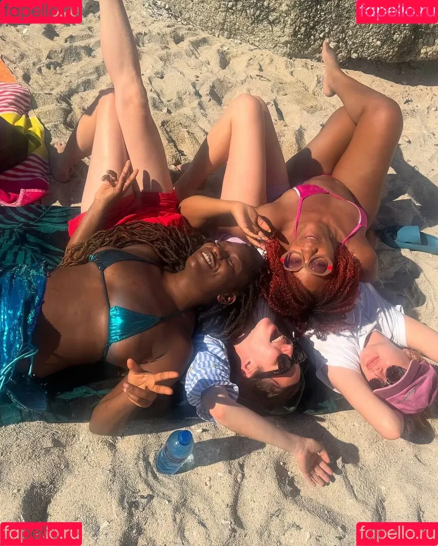 Sophie Duker / sophiedukebox Onlyfans Photo Gallery 