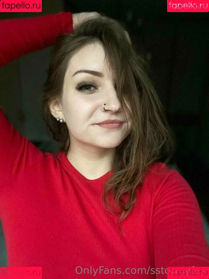 sstormyfox / st0rmfox Onlyfans Photo Gallery 