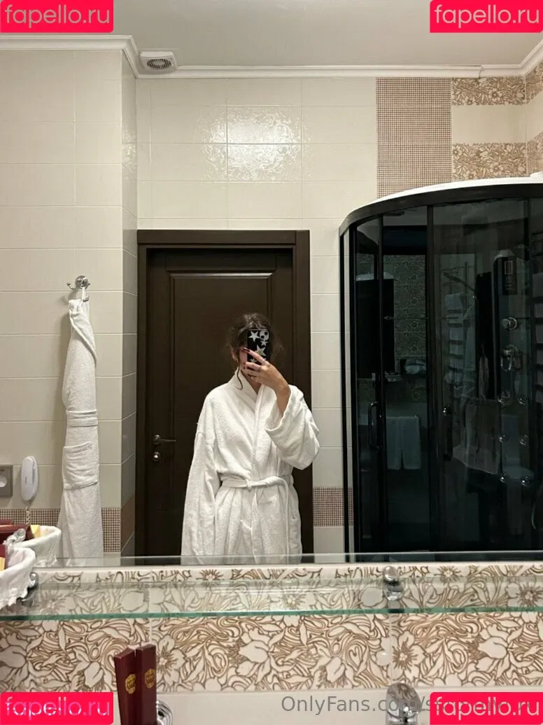 sstormyfox / st0rmfox Onlyfans Photo Gallery 