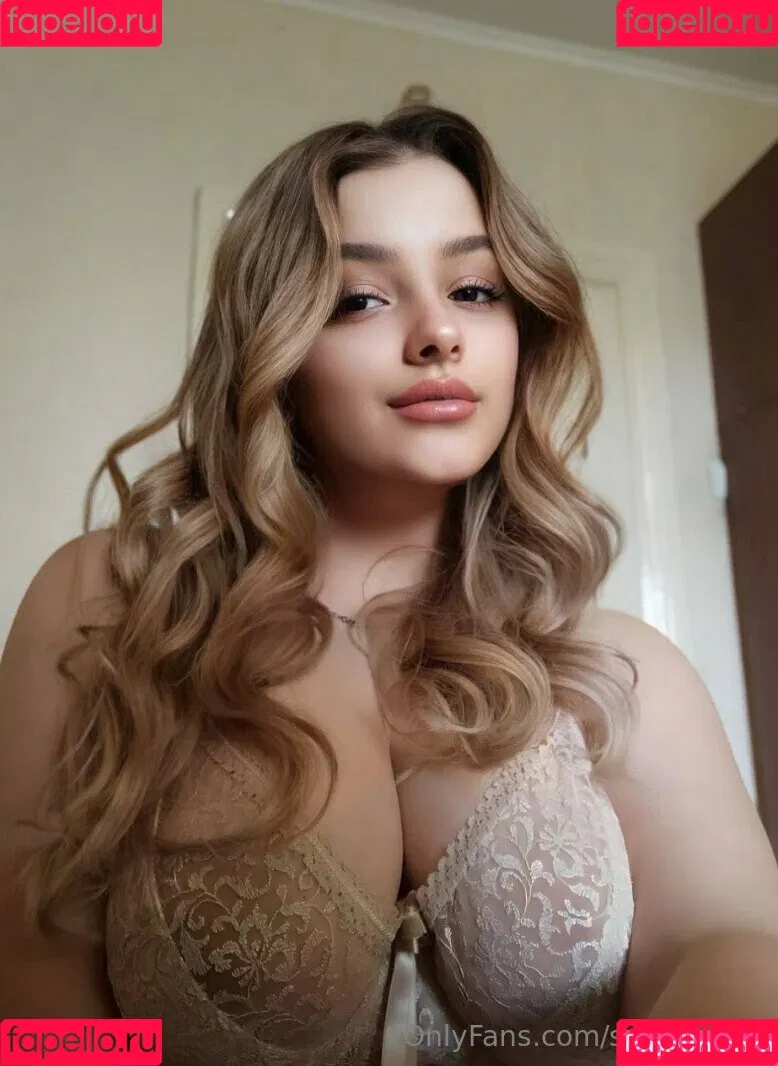sstormyfox / st0rmfox Onlyfans Photo Gallery 
