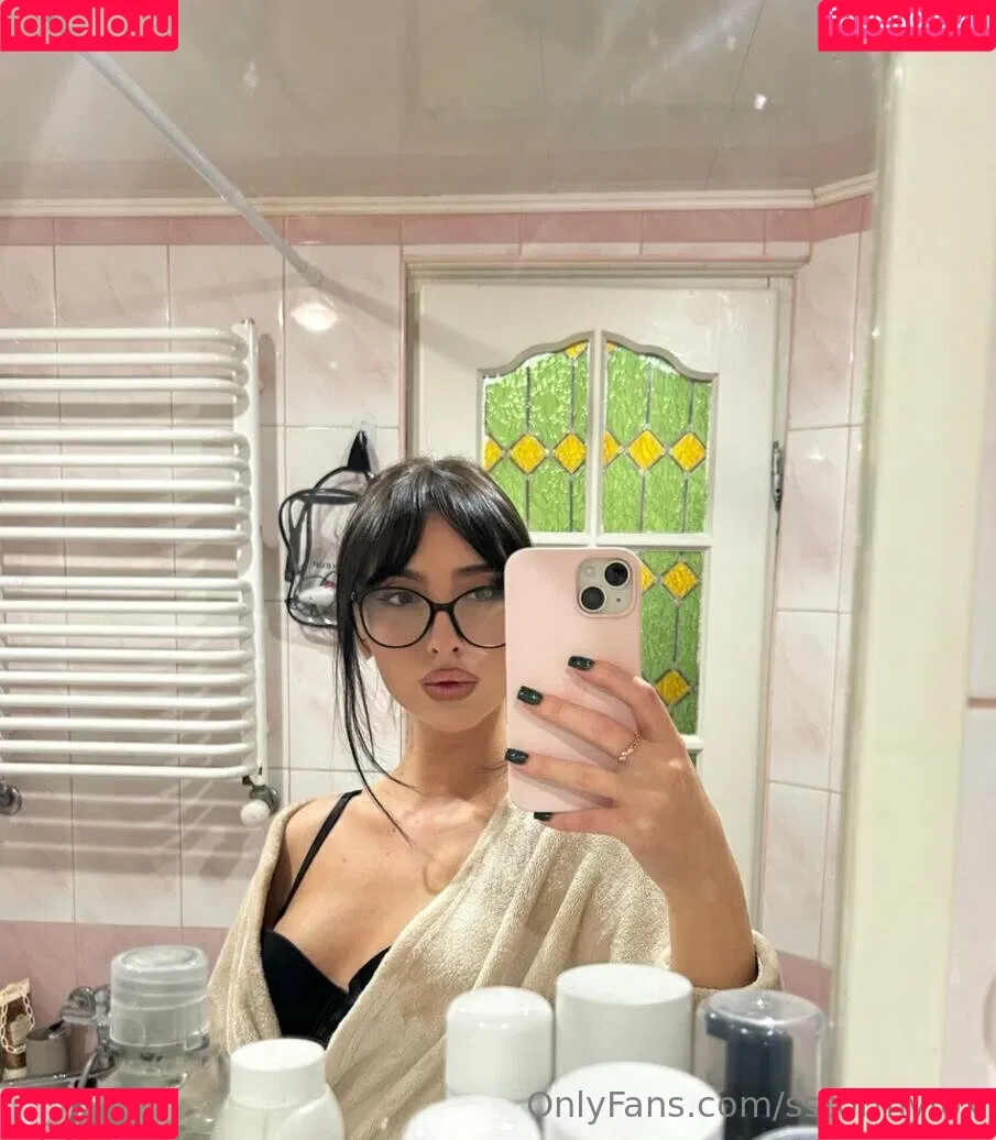 sstormyfox / st0rmfox Onlyfans Photo Gallery 
