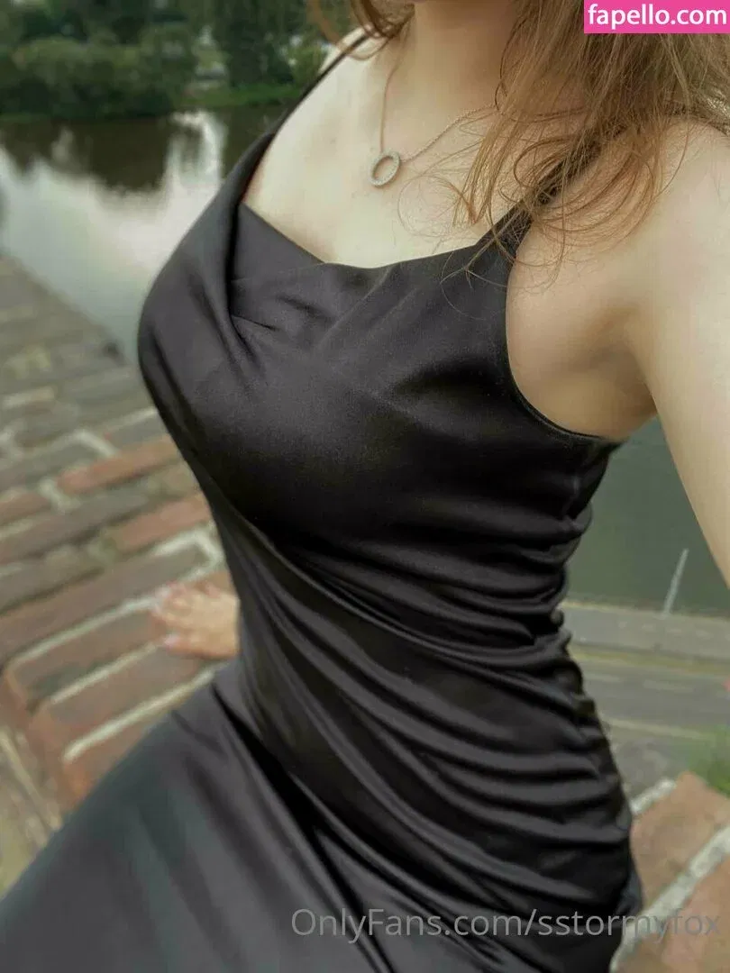 sstormyfox / st0rmfox Onlyfans Photo Gallery 