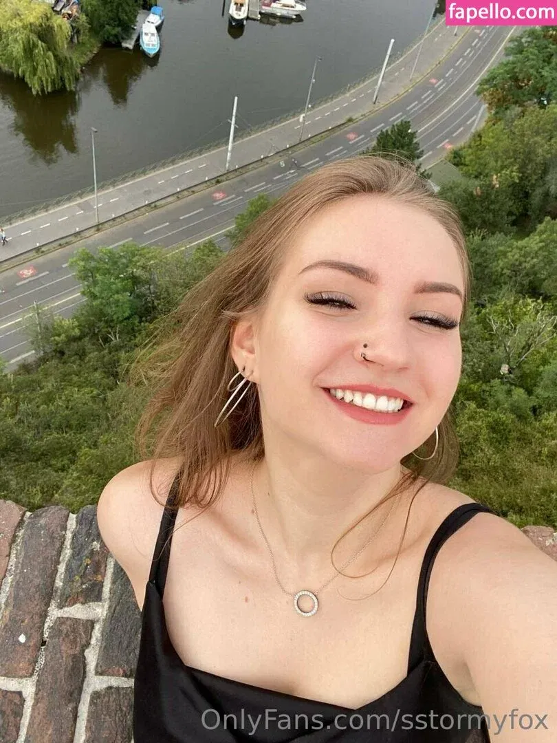 sstormyfox / st0rmfox Onlyfans Photo Gallery 