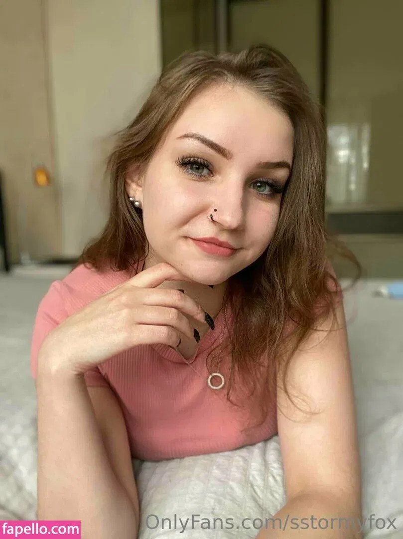 sstormyfox / st0rmfox Onlyfans Photo Gallery 
