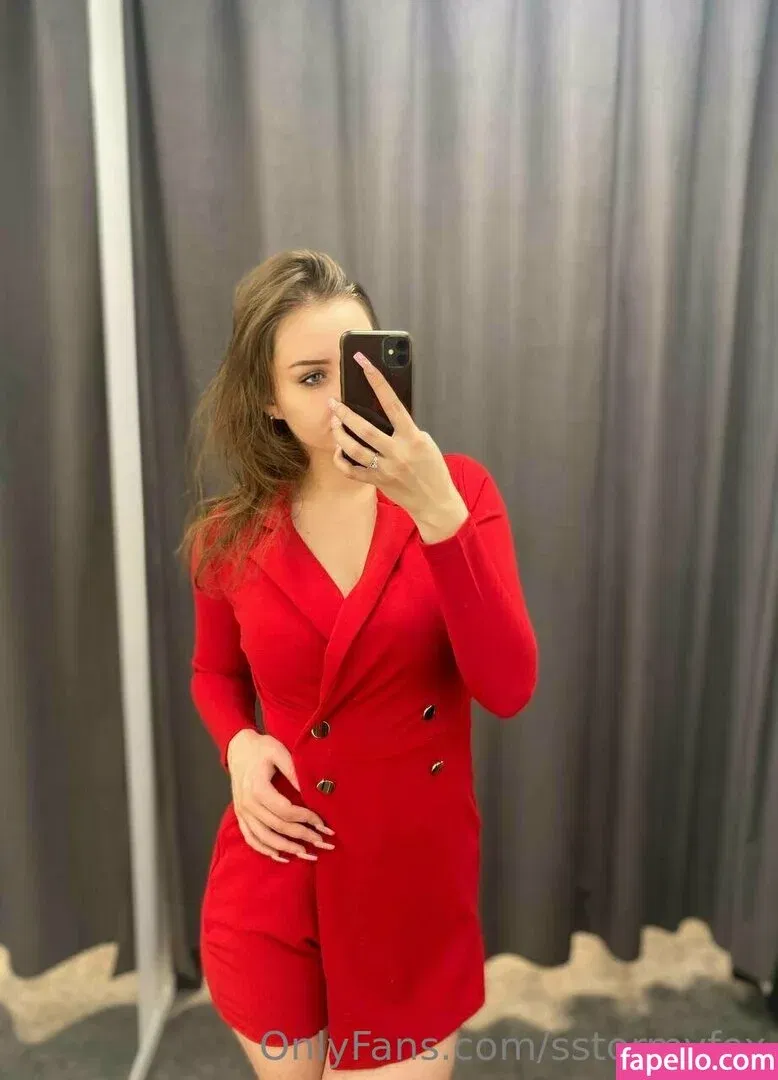 sstormyfox / st0rmfox Onlyfans Photo Gallery 