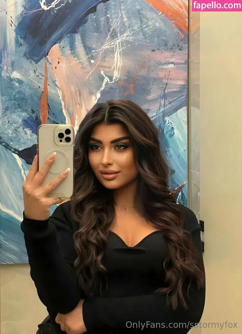 sstormyfox / st0rmfox Onlyfans Photo Gallery 