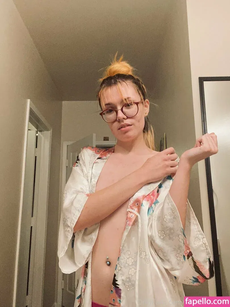 hillmonk_bethanyheightsresort / raineyvibe Onlyfans Photo Gallery 