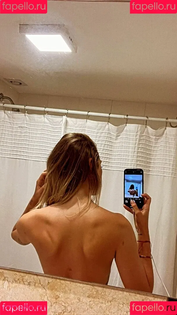 Antonella Mantovano / antomantovano Onlyfans Photo Gallery 
