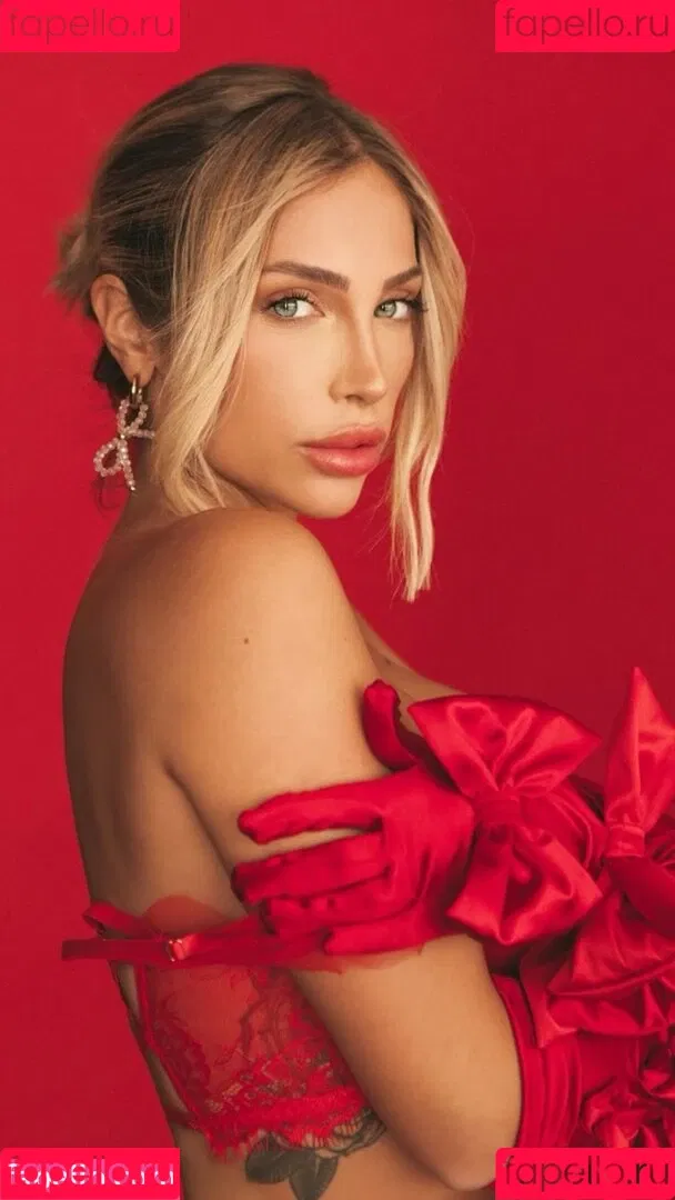 Antonella Mantovano / antomantovano Onlyfans Photo Gallery 