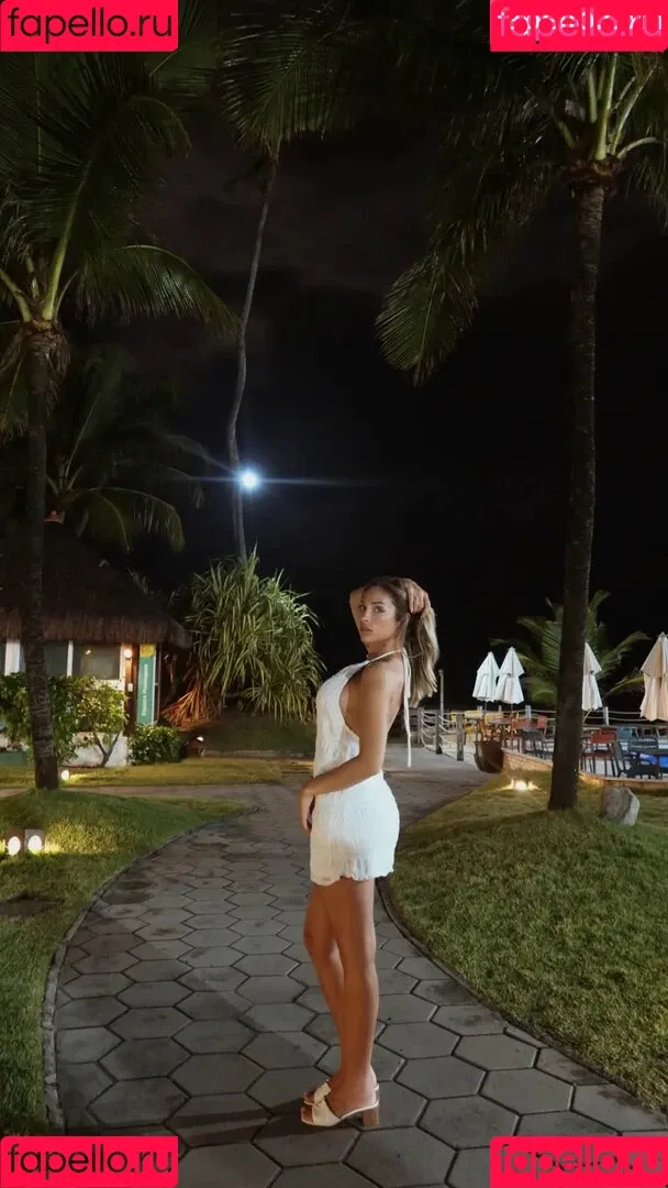 Antonella Mantovano / antomantovano Onlyfans Photo Gallery 