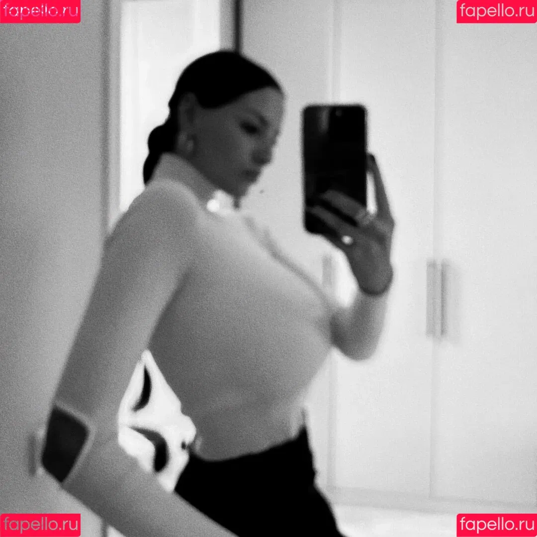 Rita Flores / ritaflores69 / yosoyveronica Onlyfans Photo Gallery 