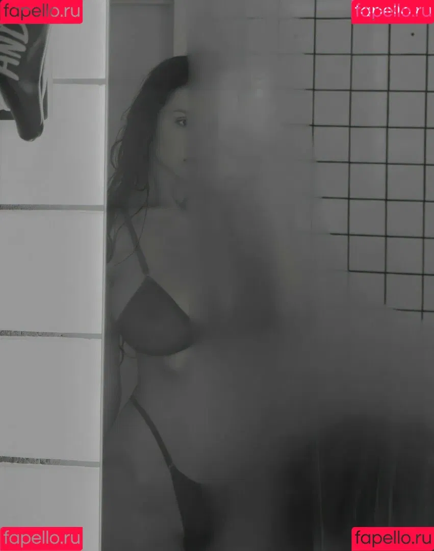 Rita Flores / ritaflores69 / yosoyveronica Onlyfans Photo Gallery 