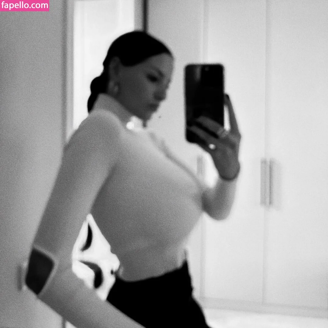 Rita Flores / ritaflores69 / yosoyveronica Onlyfans Photo Gallery 