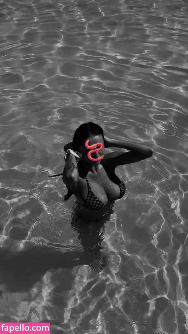 Rita Flores / ritaflores69 / yosoyveronica Onlyfans Photo Gallery 