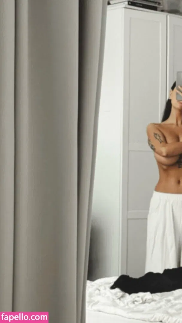 Rita Flores / ritaflores69 / yosoyveronica Onlyfans Photo Gallery 