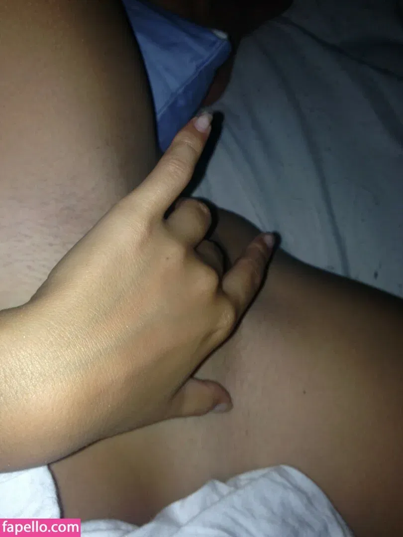 Emily Ratajkowski Onlyfans Photo Gallery 