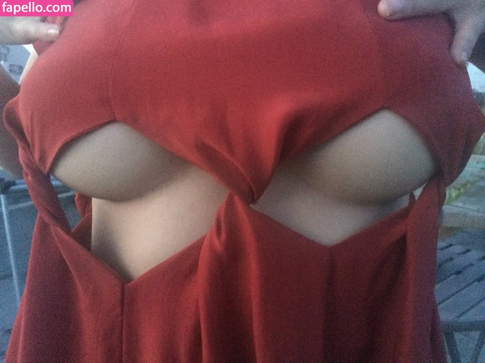 Emily Ratajkowski Onlyfans Photo Gallery 