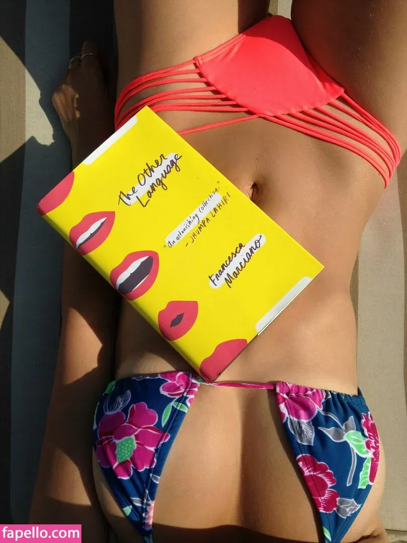 Emily Ratajkowski Onlyfans Photo Gallery 