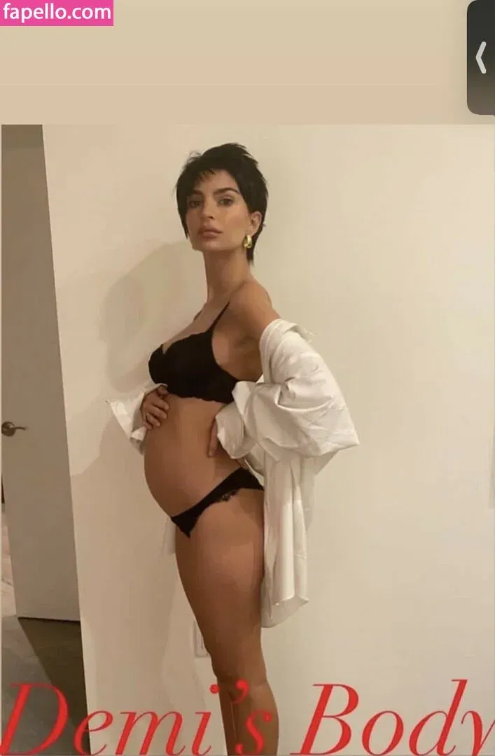 Emily Ratajkowski Onlyfans Photo Gallery 
