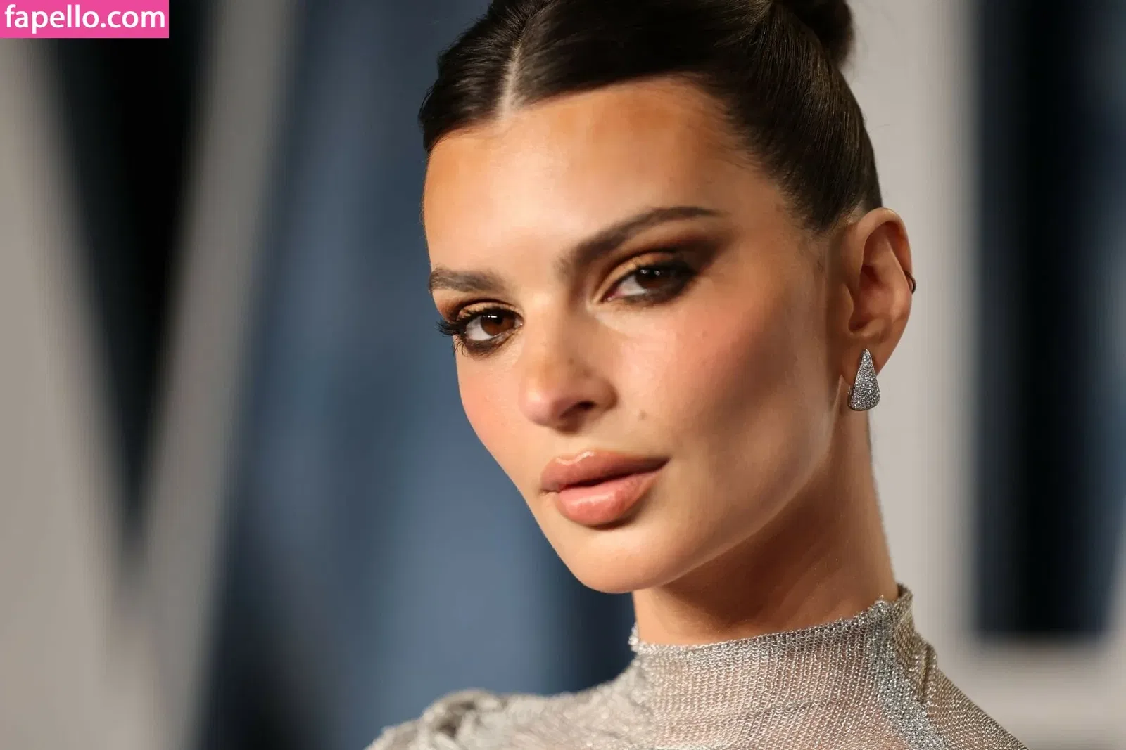 Emily Ratajkowski Onlyfans Photo Gallery 