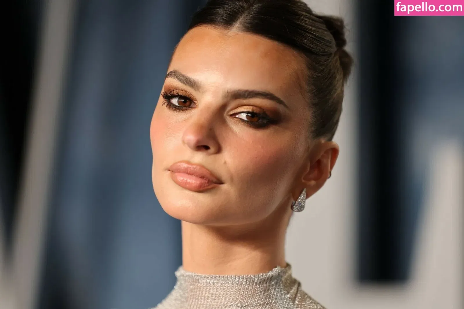 Emily Ratajkowski Onlyfans Photo Gallery 