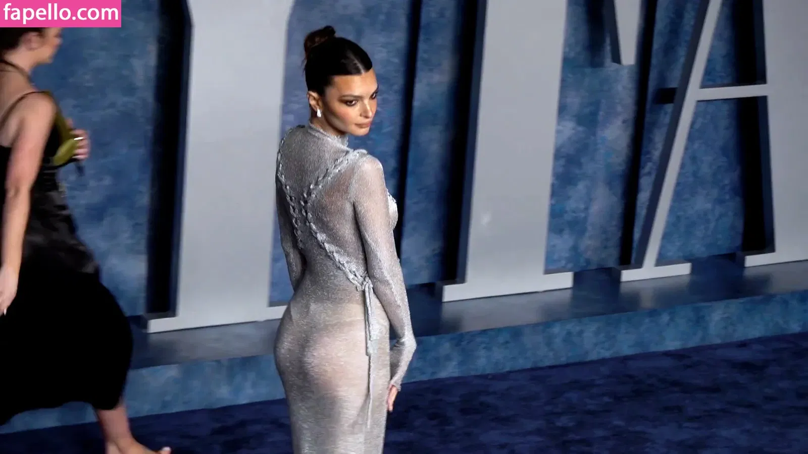 Emily Ratajkowski Onlyfans Photo Gallery 