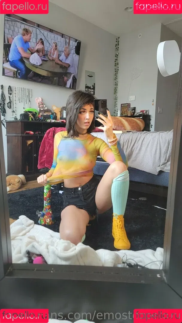Emostonergorl / Obvious_Confusion699 / emo.stoner.gorl / smolstarcaster Onlyfans Photo Gallery 