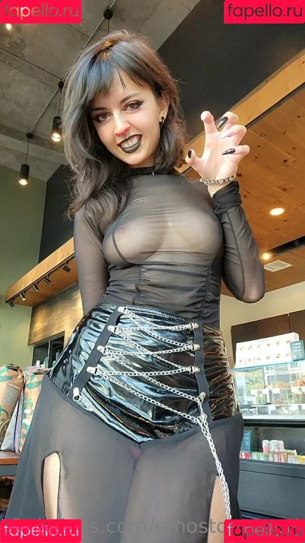Emostonergorl / Obvious_Confusion699 / emo.stoner.gorl / smolstarcaster Onlyfans Photo Gallery 