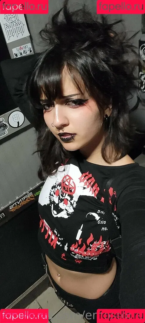 Emostonergorl / Obvious_Confusion699 / emo.stoner.gorl / smolstarcaster Onlyfans Photo Gallery 