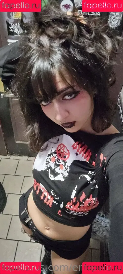 Emostonergorl / Obvious_Confusion699 / emo.stoner.gorl / smolstarcaster Onlyfans Photo Gallery 