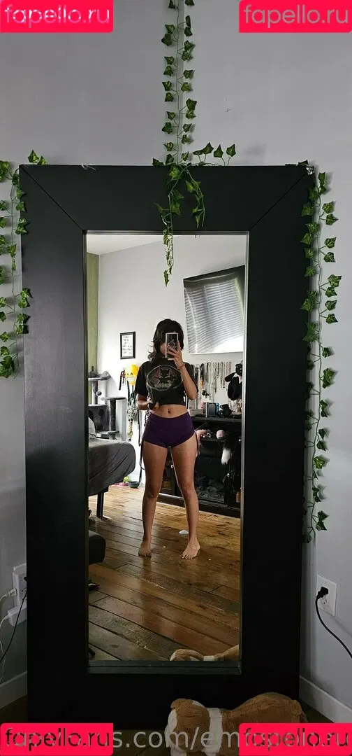 Emostonergorl / Obvious_Confusion699 / emo.stoner.gorl / smolstarcaster Onlyfans Photo Gallery 