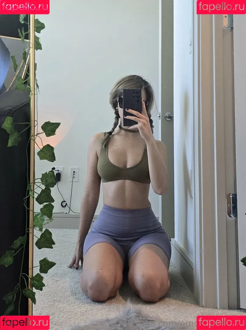 Emostonergorl / Obvious_Confusion699 / emo.stoner.gorl / smolstarcaster Onlyfans Photo Gallery 