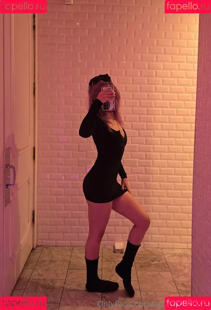 Emostonergorl / Obvious_Confusion699 / emo.stoner.gorl / smolstarcaster Onlyfans Photo Gallery 